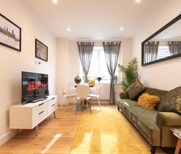 1 Bed Flat, Kings House, SO15 - Photo 2