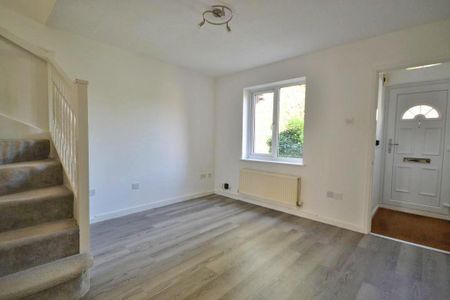 2 bedroom terraced house to rent - Photo 2