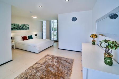 5 bedroom luxury Townhouse for rent in Sierra Blanca, Spain - Photo 5