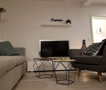 Terrassenwohnung mit Designer-Möblierung in Köln - Photo 2