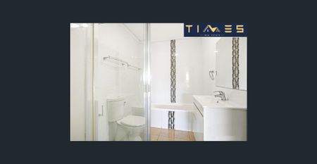 Lifestyle apartment in the ultra convenient location close to train station - Photo 4