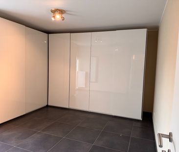 Energiezuinig appartement met 2 slaapkamers en ondergrondse autosta... - Photo 4