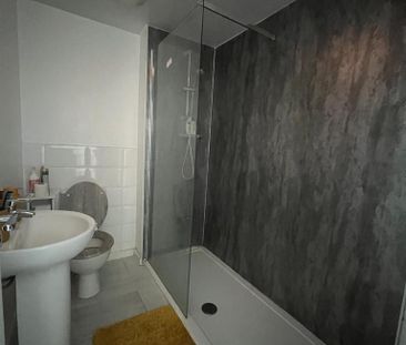 2 bedroom semi-detached house to rent - Photo 4