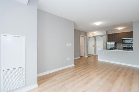 For Lease - 741 Sheppard Avenue Unit# 401, Toronto, Ontario - Photo 2