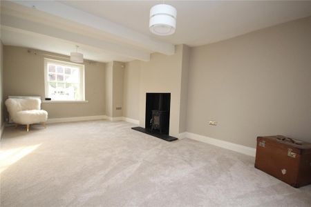 3 bedroom detached house to rent - Photo 3