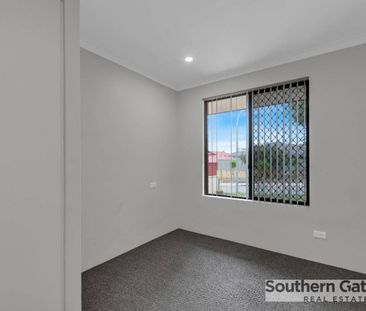 Central Family Home - Photo 2