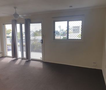 Great location, close to everything... - Photo 1