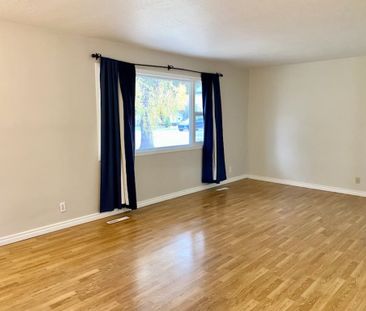 Edmonton Unfurnished house Rental in Northwest - Family Friendly ho... - Photo 1