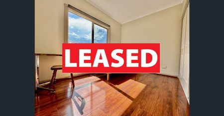 Utilities Included! Rooming house Master bedroom for rent! - Photo 2