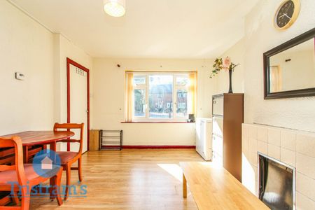 3 bed Mid Terraced House for Rent - Photo 3