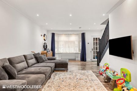 2 bedroom terraced house to rent - Photo 2