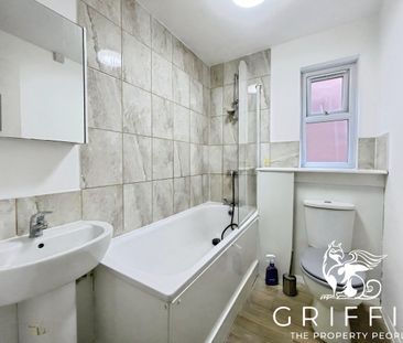 Kiln Way, Badgers Dene, Grays, RM17 - Photo 6