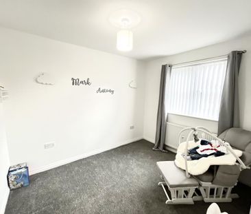 3 bedroom terraced house to rent - Photo 6