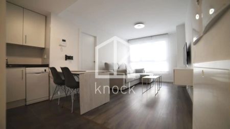 Piso de alquiler en Gijón - Calle Pavía, El Natahoyo - Foto 2