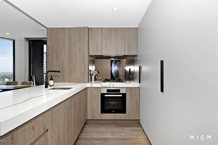 513/105 Batman Street - Photo 4