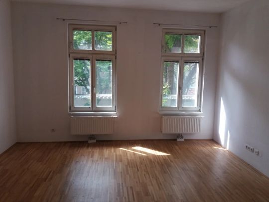 Schöne großzügige 2-Zimmer-Wohnung Jeneweingasse 34 - Top 5 - Photo 1
