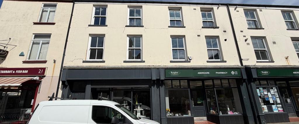 2 bedroom terraced house to rent - Photo 1