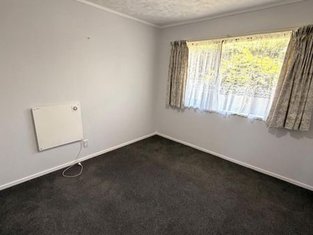 Little brick beauty on North Street! - Photo 3