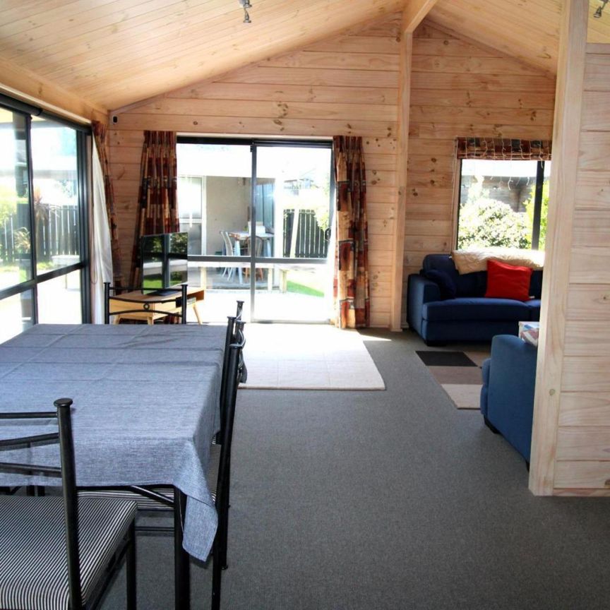 Kenwood Beach House - Photo 1