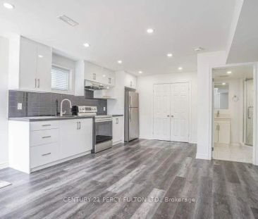 1040 Foxtail Crescent #Bsmt - Photo 6