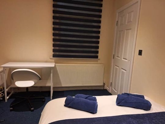Room in a Shared House, Ransom Road, NG3 - Photo 1