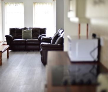 17 Millfort Close (Student Let 9-12months), Portstewart, BT55 7GZ - Photo 3