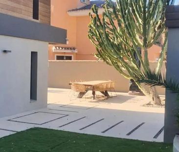 Luxury Villa for rent in Marbella Del Este, Andalusia - Photo 6