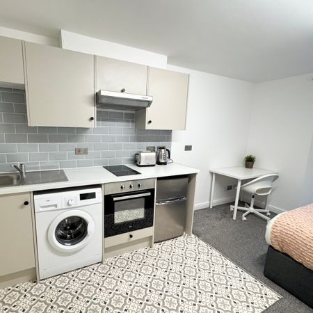 Flat 5, Samara Plaza, LS2 9DU, Leeds - Photo 3