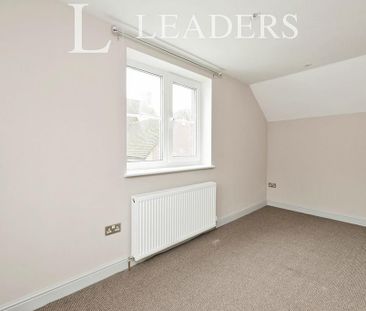 3 bedroom detached house to rent - Photo 5