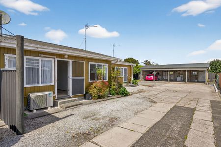 Modern & Move-In Ready on Ormond Road - Photo 3