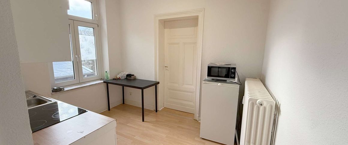 Im Herzen von Neuss: Helles Apartment mit Duschbad im charmanten Altbau in der Neusser Innenstadt - Photo 1