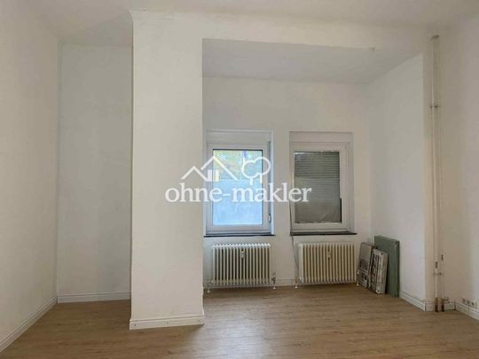 Komplett renovierte Altbau-EG-Wohnung mit 2,5 Zimmern (2 Schlafzimmer + Wohnküche) - Photo 1