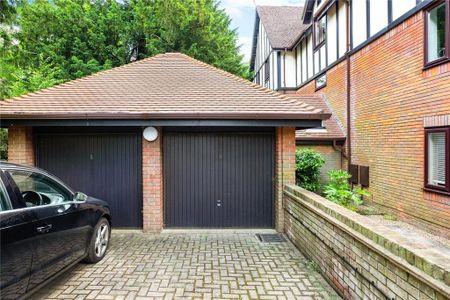 3 bedroom apartment to rent - Photo 5