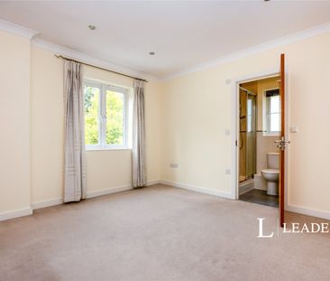 2 bedroom apartment to rent Baden Powell Court, Charterhouse Road, ... - Photo 6
