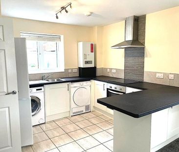 2 bedroom flat to rent - Photo 3
