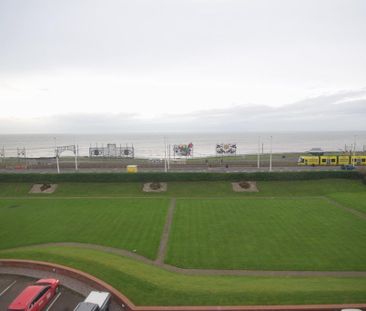 3 bedroom apartment to rent - Photo 2