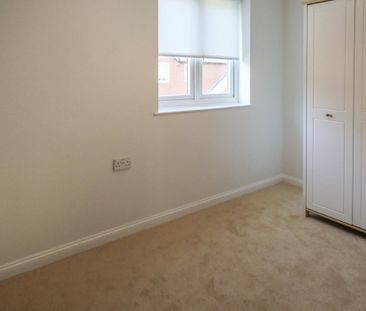 CastleMills, Melbourne, DERBY - Photo 4