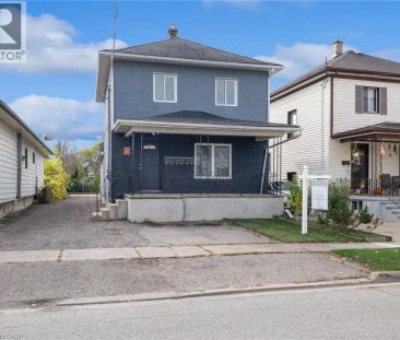 7 MAITLAND Street Unit# UPPER — 1 Bedroom - Photo 1