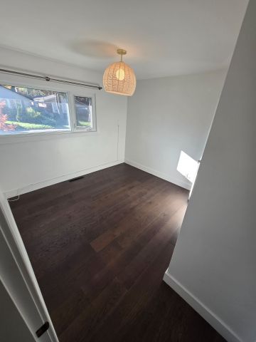 For Lease - 18 Deerfield Road, Toronto, Ontario - Photo 3