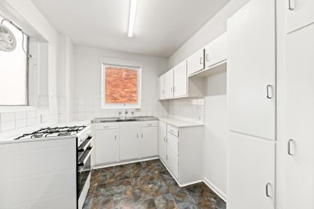 8/97-99 Kooyong Road, Armadale VIC 3143 - Apartment For Rent | Domain - Photo 2