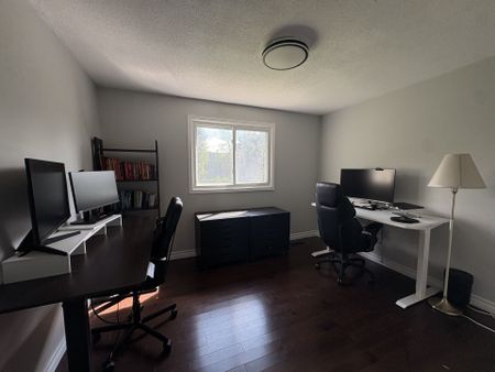 For Lease - 77 Horning Drive, Hamilton, Ontario - Photo 3