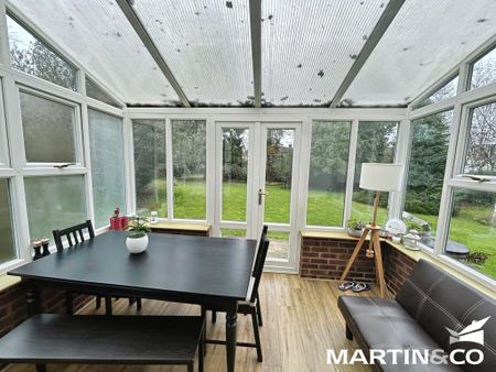 3 bedroom detached house to rent - Photo 2