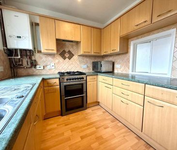 3 bedroom house to rent - Photo 3