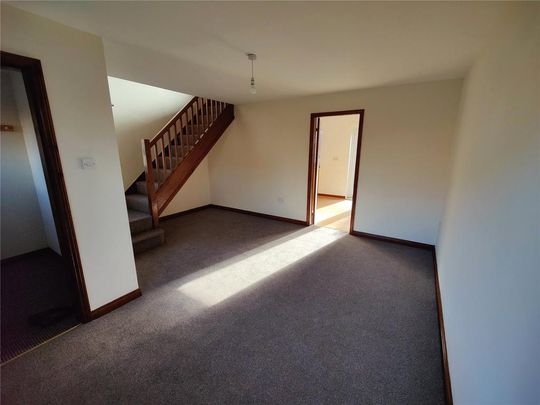 3 bedroom end of terrace house to rent - Photo 1