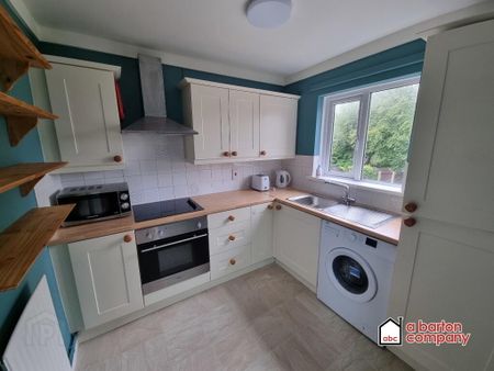 13d Barna Square, Rathcoole, Newtownabbey, BT37 9BY - Photo 5