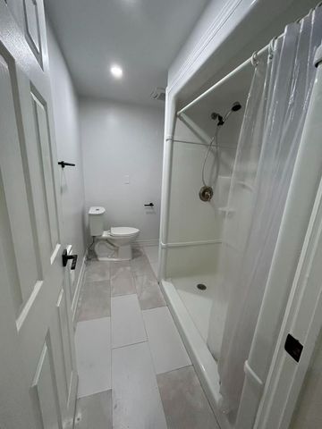 For Lease - 47 Belfry Drive, Newmarket, Ontario - Photo 5