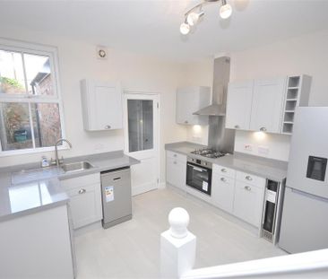 3 bedroom terraced house to rent - Photo 6