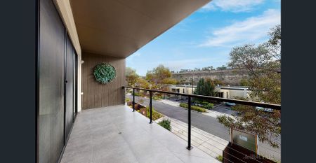 Lakeside Living! - Photo 3