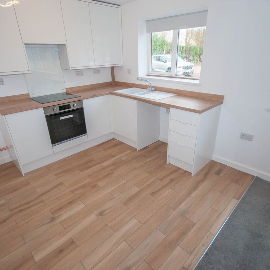 Arbour Close, Rugby, CV22 - Photo 1