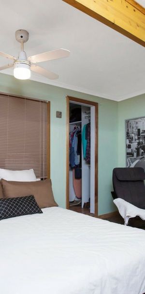 1 Bedroom Studio Apartment - Photo 1